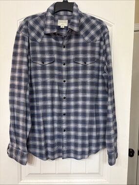American Eagle Me s Rails Blue and Gray Plaid Button Up Shirt size Large